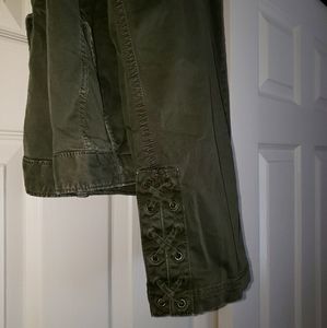 Gap Girlfriend Chinos wLaced Bottoms